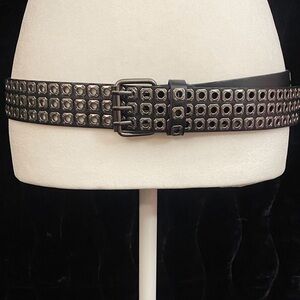 Black belt with silver accents #254